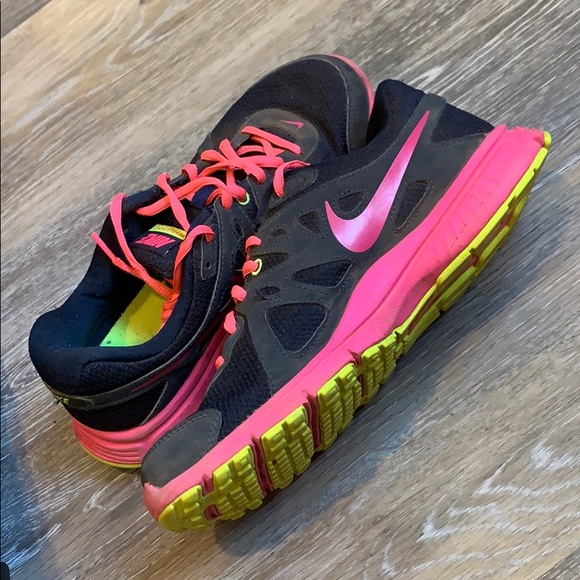 Nike Revolution 2 sneakers - Picture 3 of 6